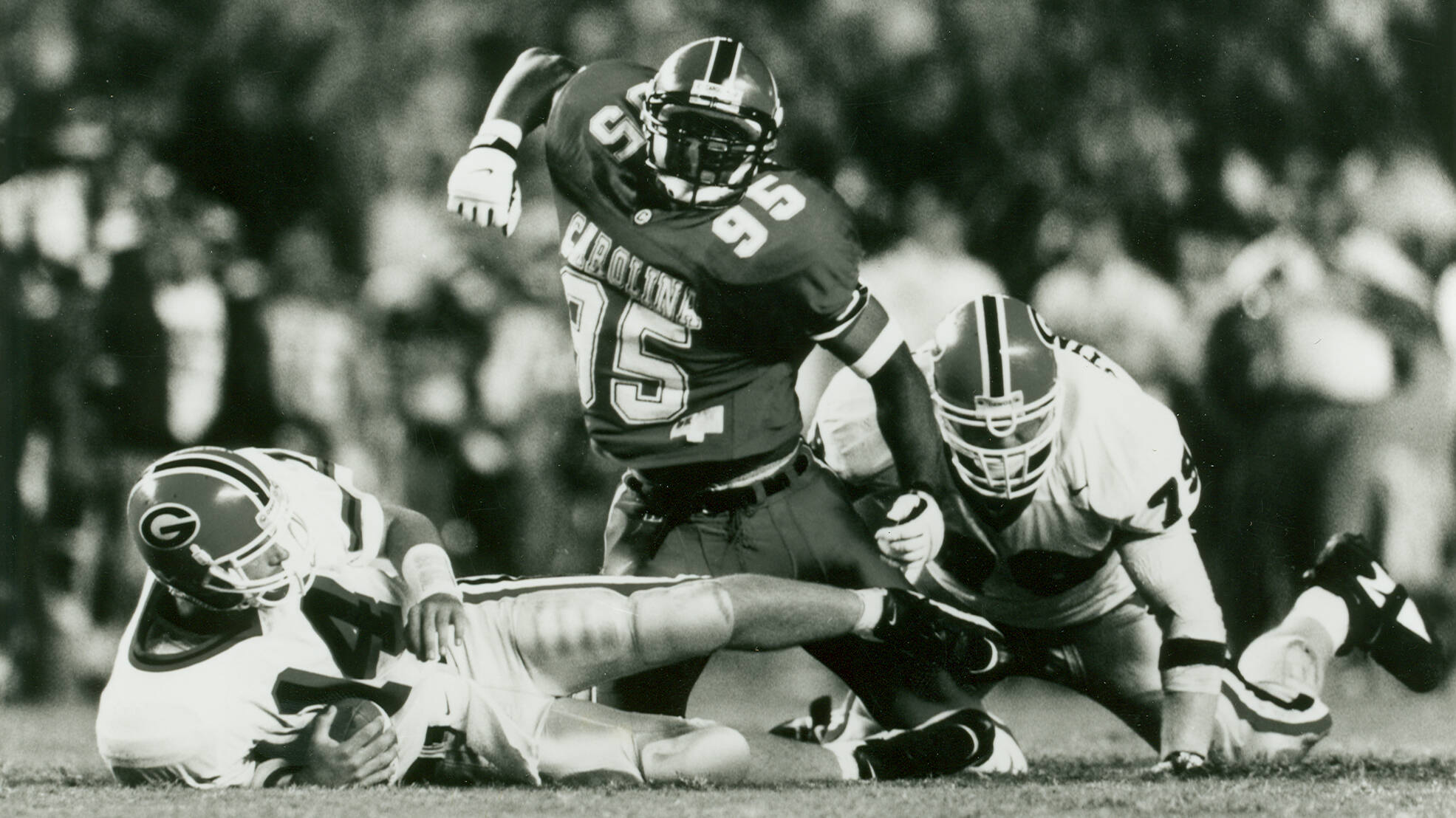 John Abraham Named Inaugural Recipient of the Herschel Walker Award