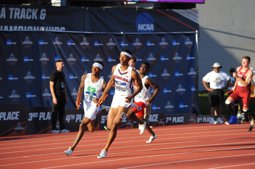 Ty Jaye Robbins in action at the 2019 NCAA Outdoor Championships | June 5-8, 2019 | Photos by Cheryl Treworgy
