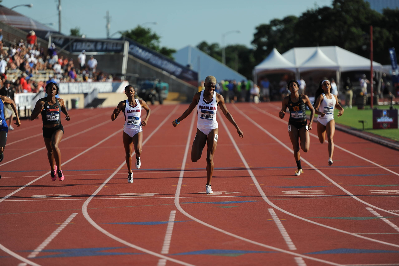 Quincy Hall in action at the 2019 NCAA Outdoor Championships | June 5, 2019 | Photo by Cheryl Treworgy