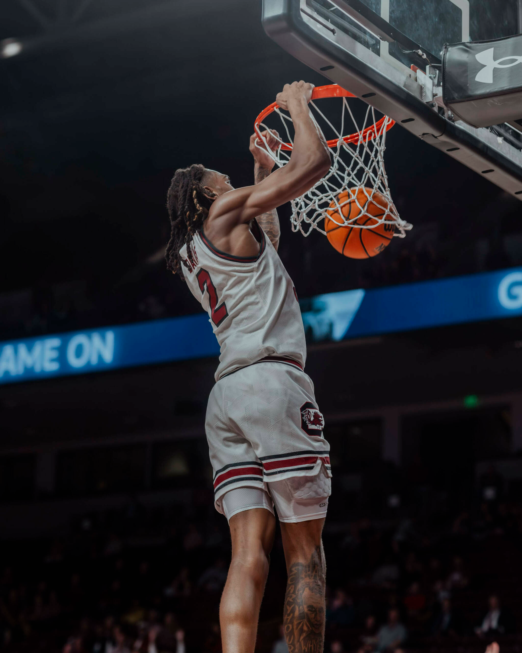 Thomas, Davis lead South Carolina to 84-72 victory over Mercer