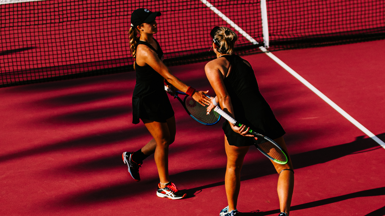 Ana Cruz and Allie Gretkowski