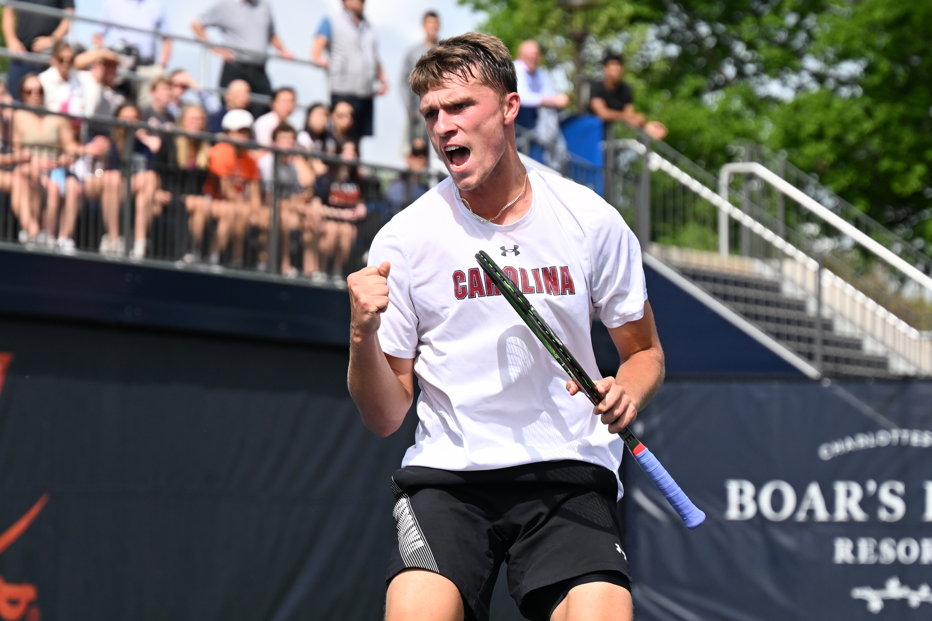 Gamecocks Singles and Doubles Entries Advance at Regionals