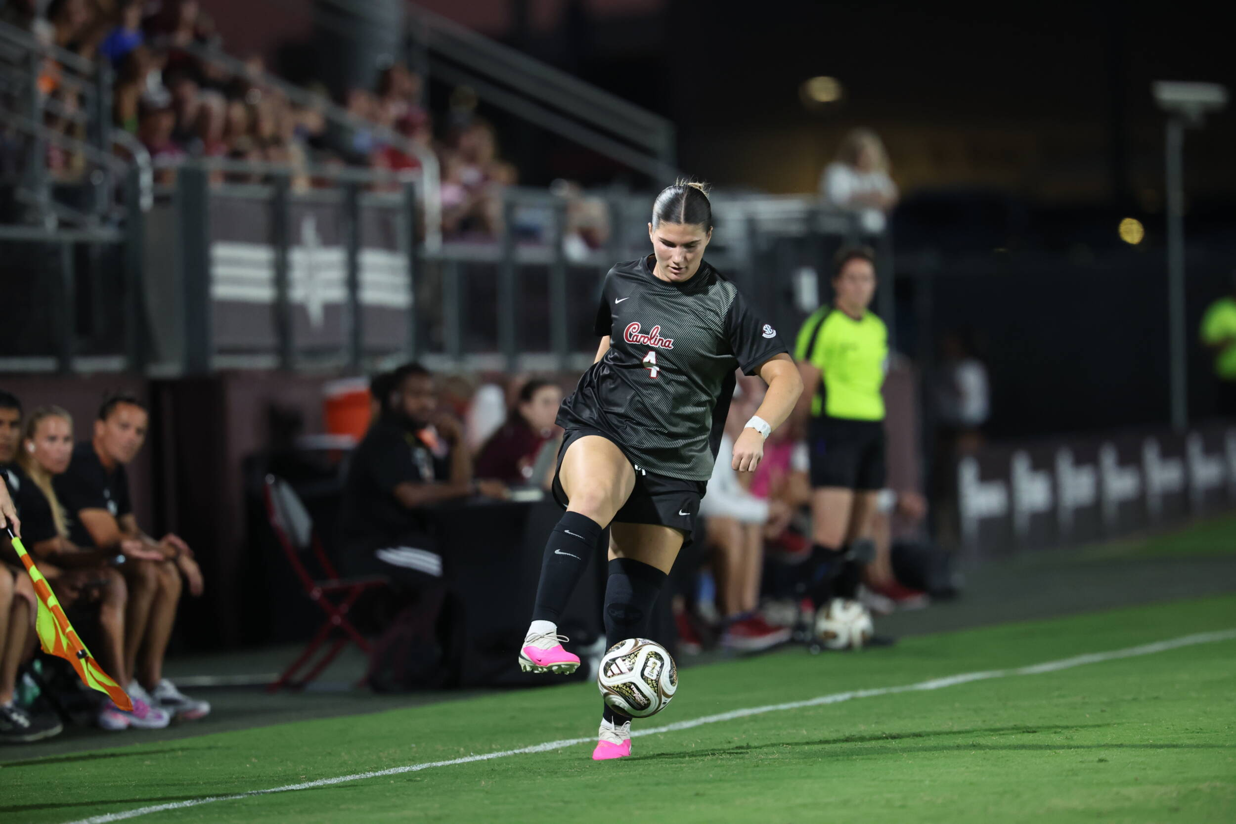 No. 6 Gamecocks Pick Up Point Against Texas A&M