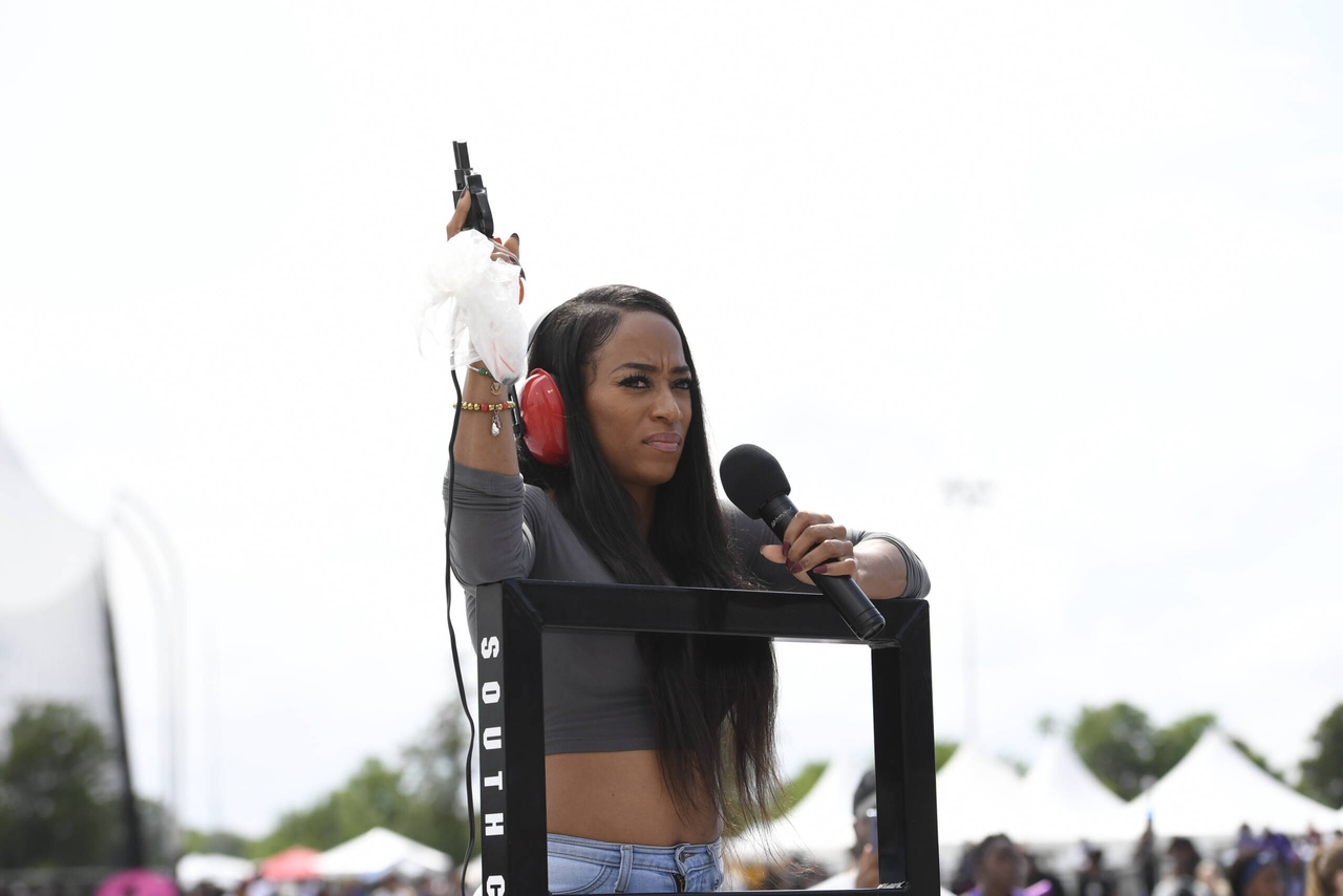The Gamecocks celebrate the jersey retirements of Miki Barber and Terrence Trammell | April 13, 2019 | Photo by Allen Sharpe
