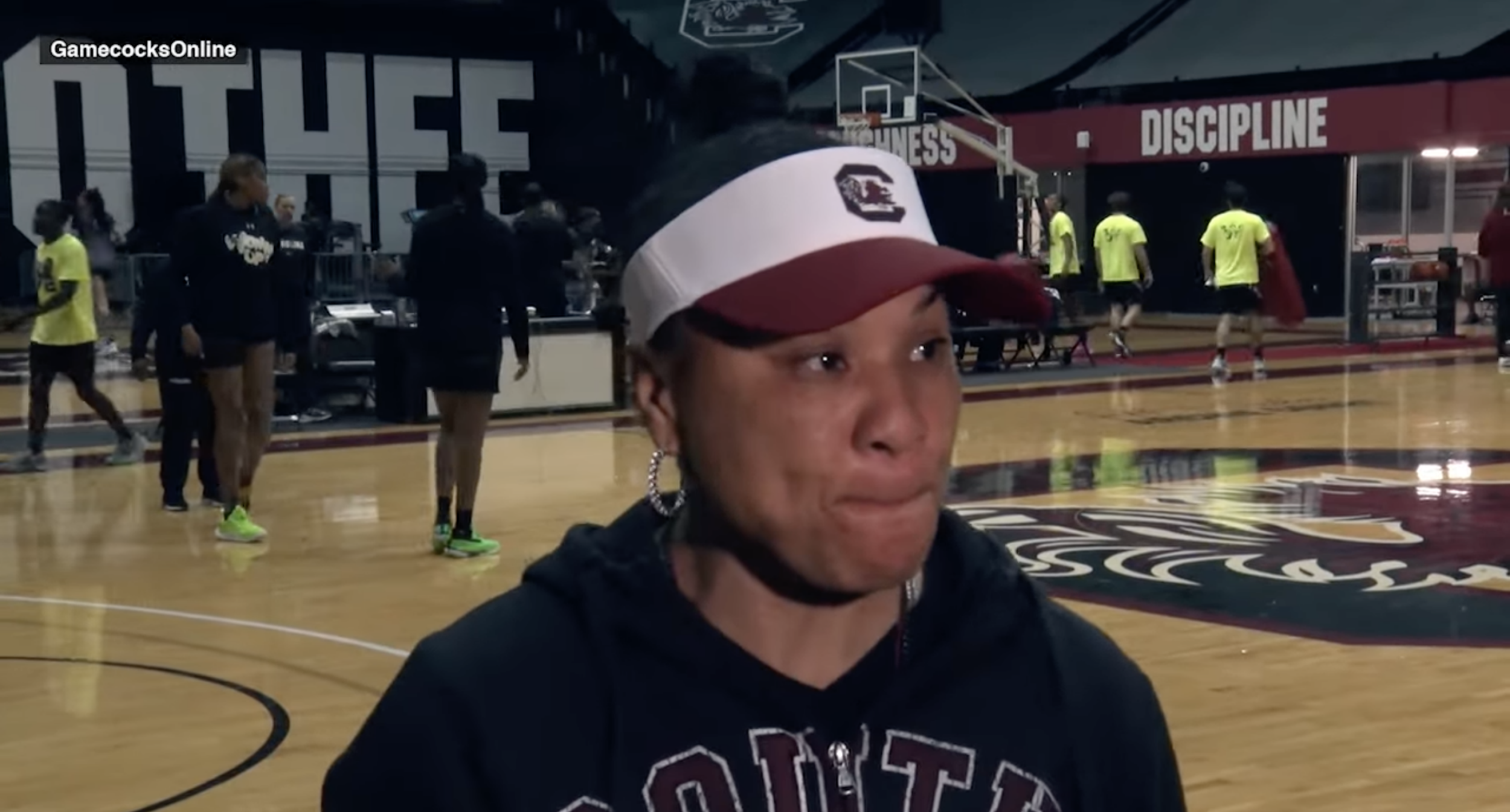 WBB News Conference: Dawn Staley