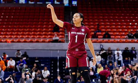 No. 1 South Carolina beats Auburn for 30th straight win