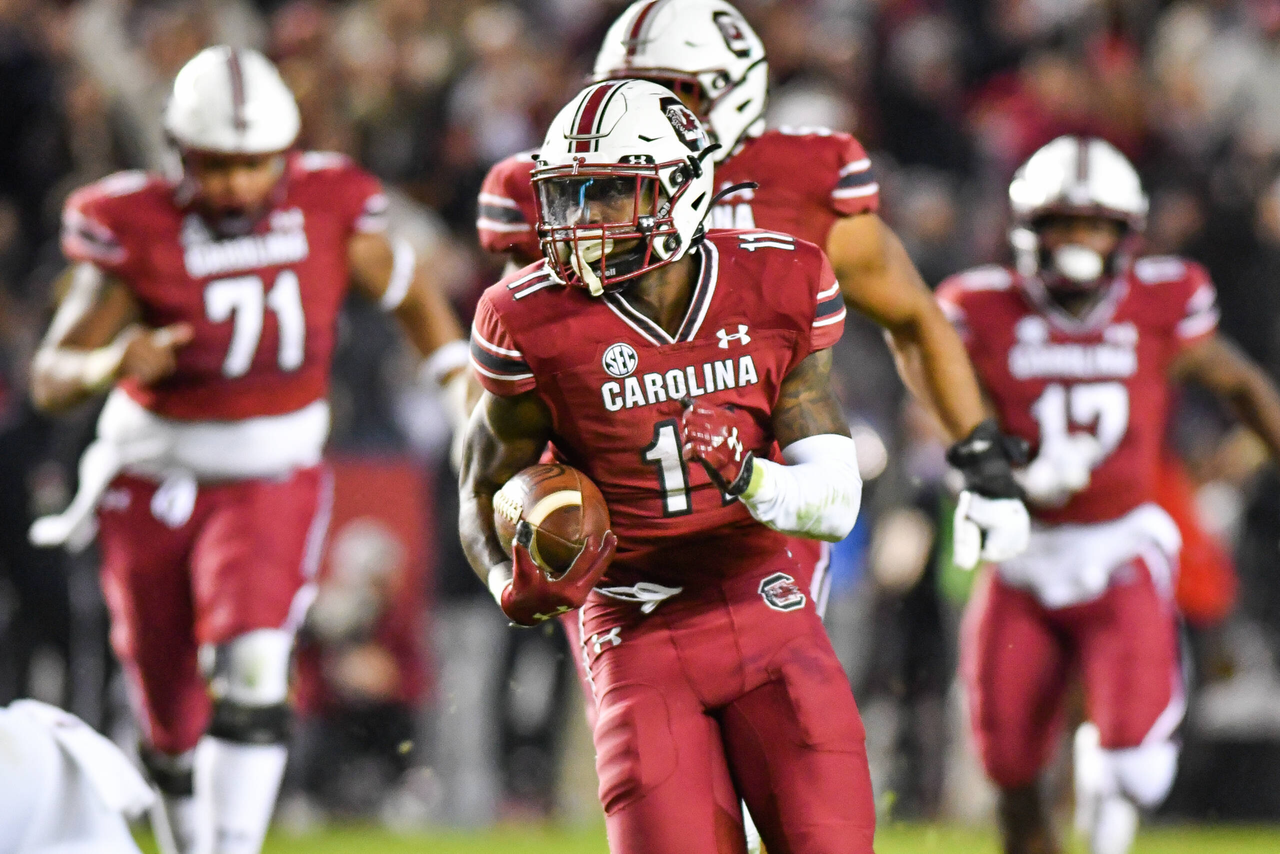 Football vs. Auburn (Nov. 20, 2021)