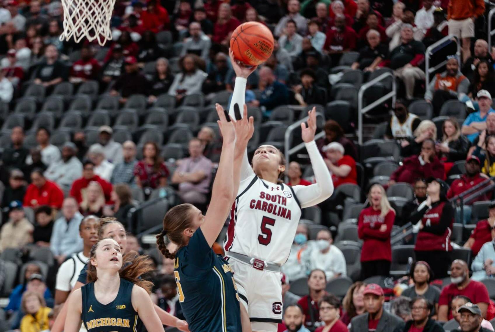 Gamecocks Defeat Michigan in Season Opener, 68-62