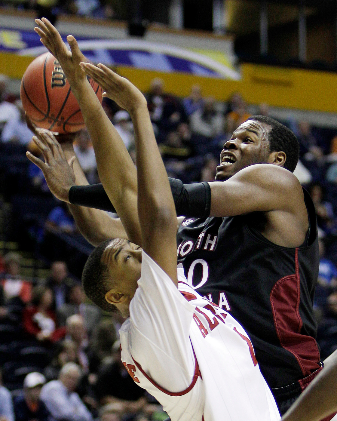 Gamecocks Fall to Tide in SEC Tournament :: March 11, 2010