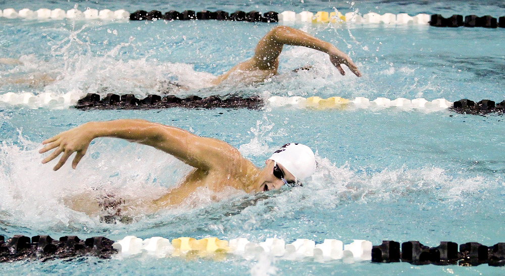 South Carolina Opens Season with SEC Tri-Meet