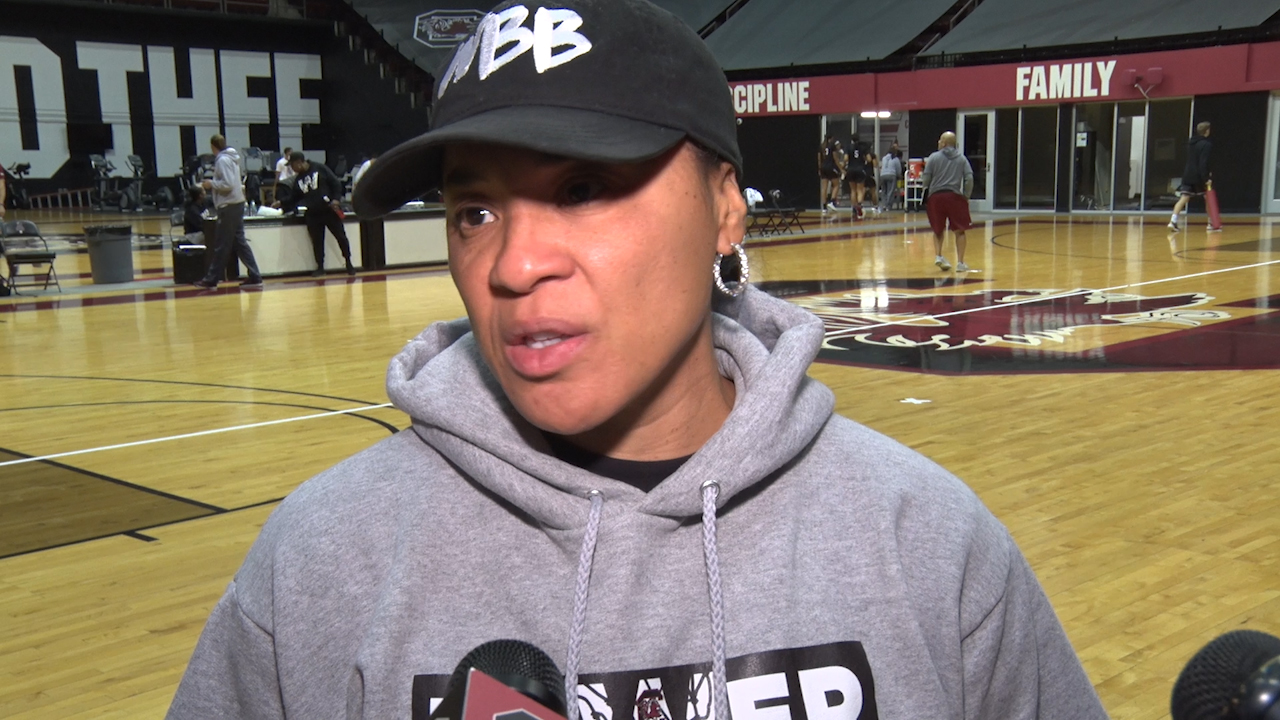 11/16/18 - Dawn Staley Media Availability