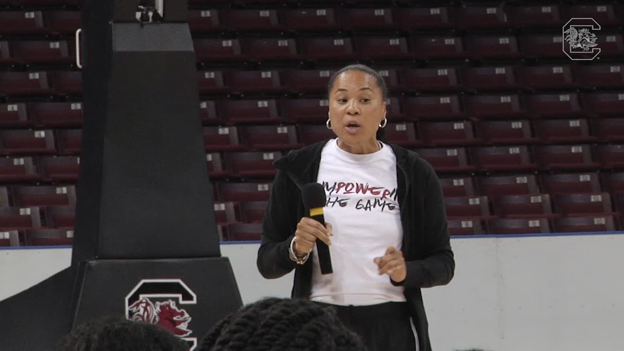 Dawn Staley Hosts Coaches Clinic — 10/30/16