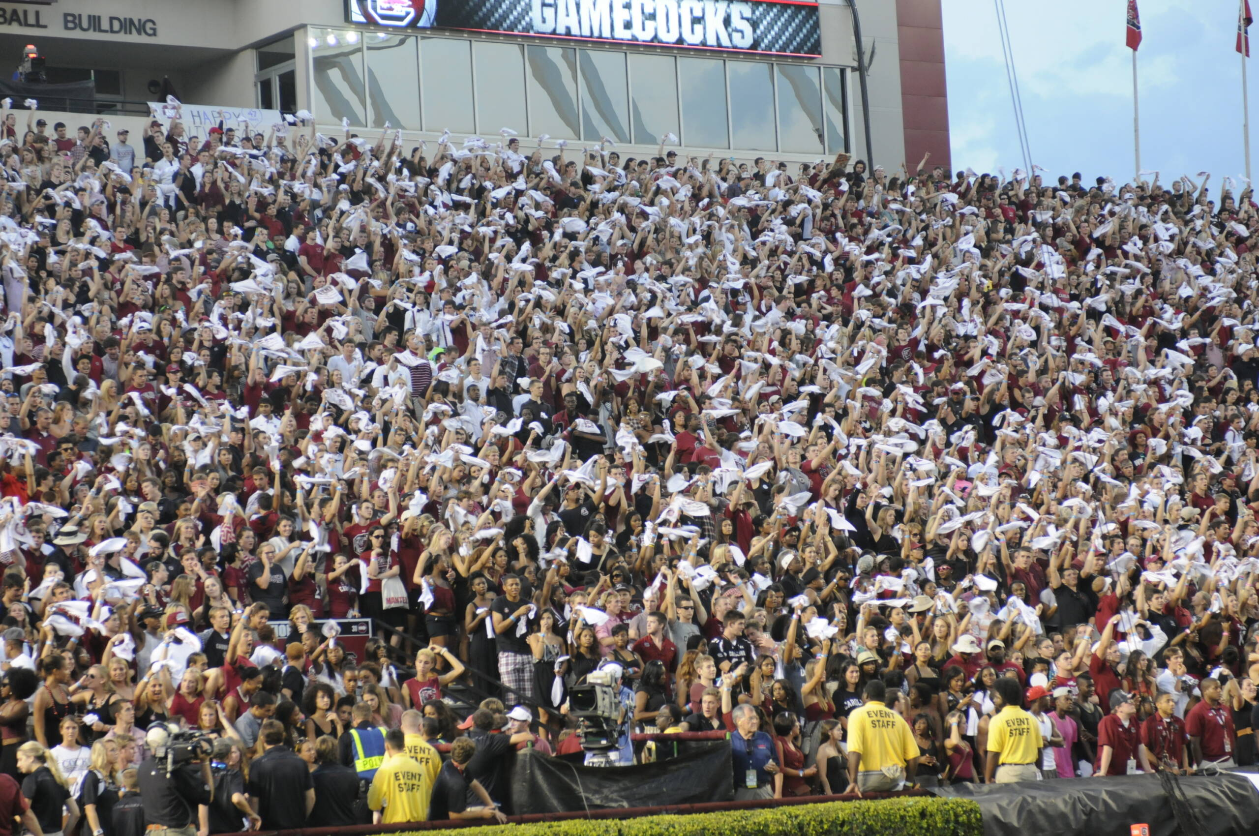 South Carolina Offers Discount to Teachers for Football Game