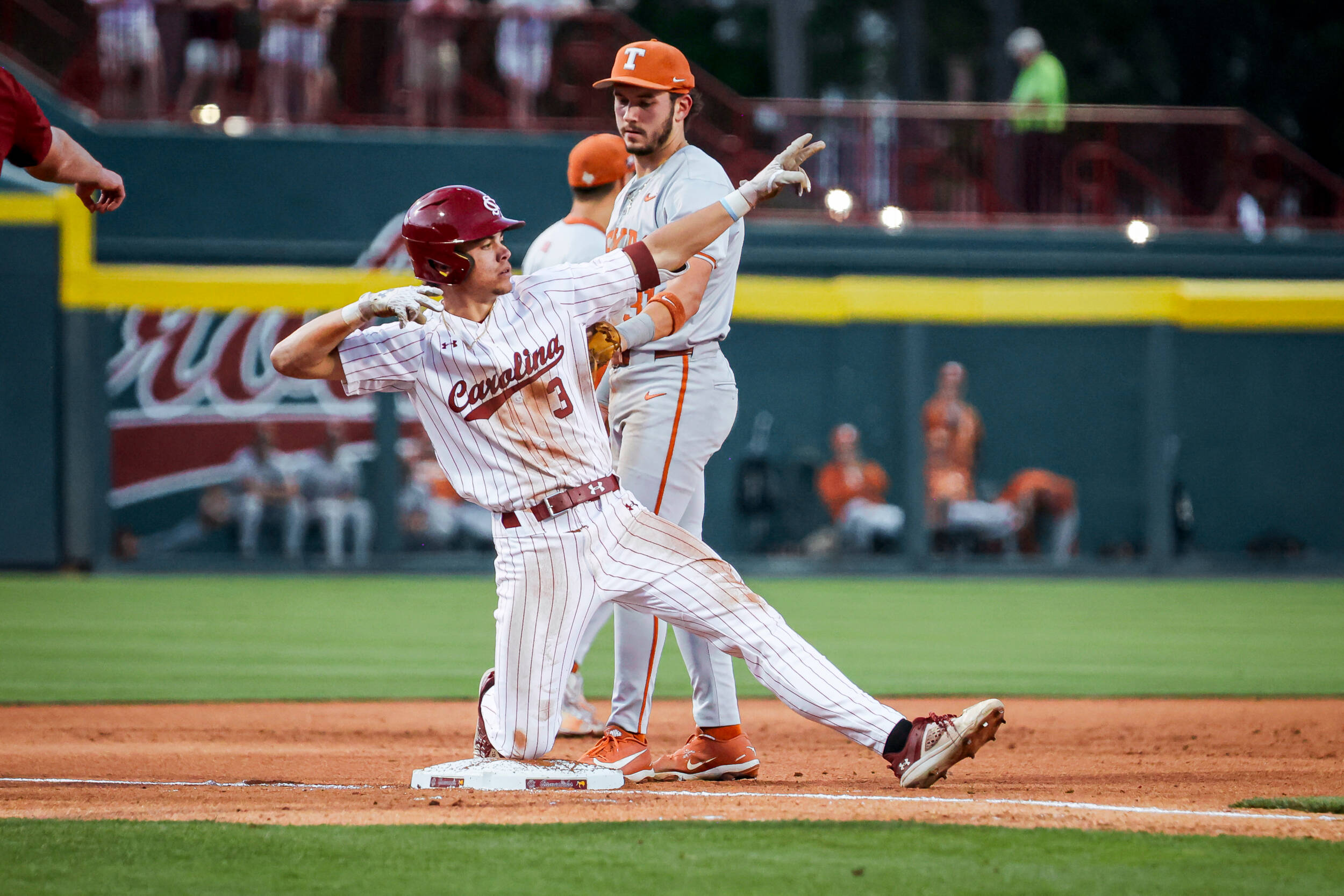 Baseball Defeats No. 2 Texas in Series Opener