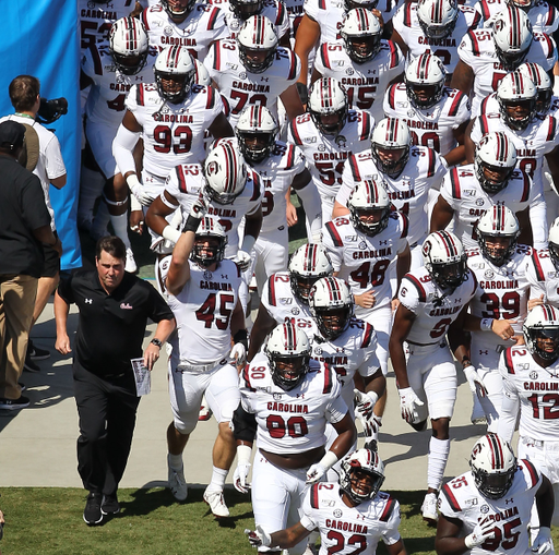 Team running out vs. North Carolina (Aug. 31, 2019)