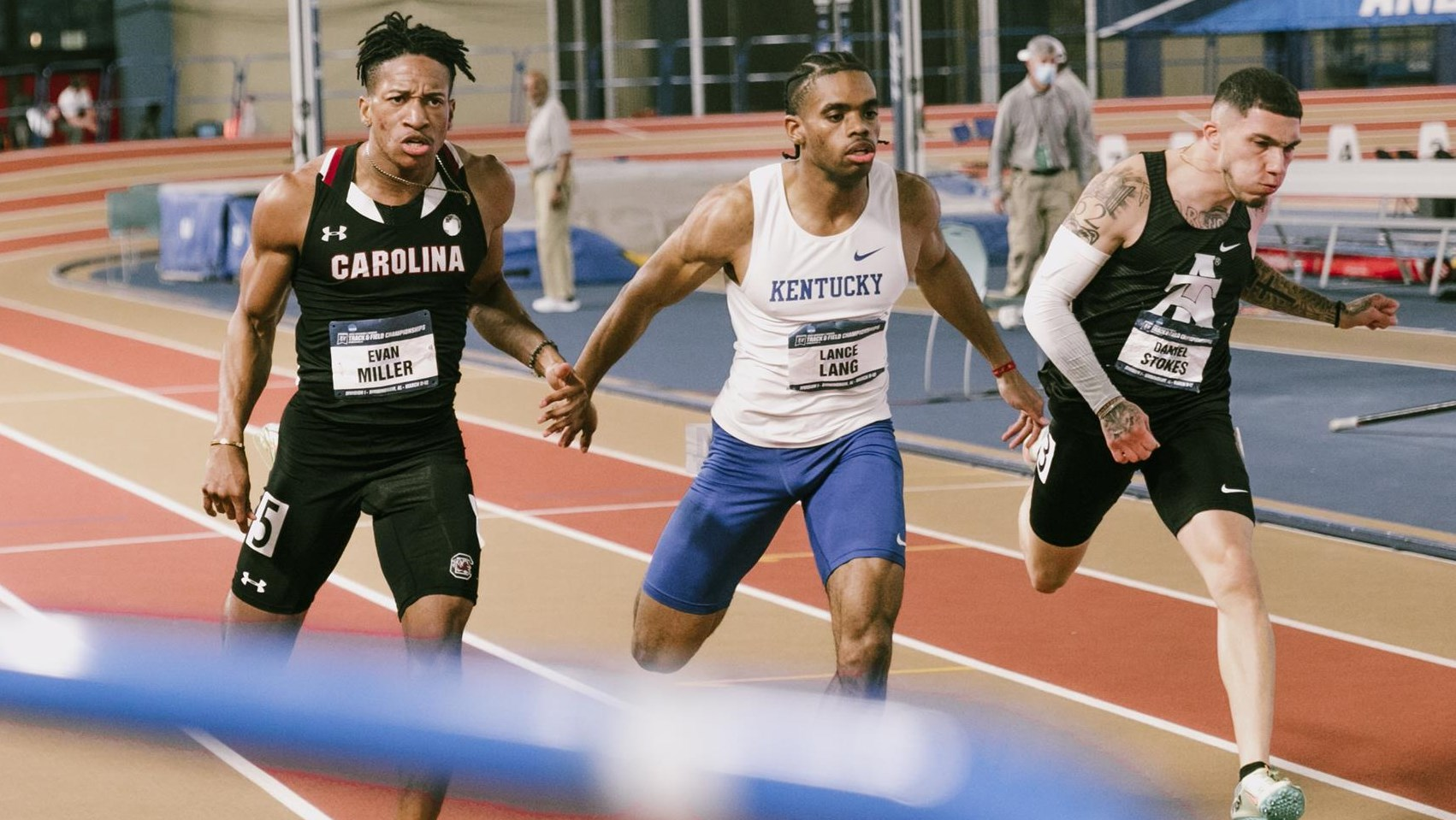 Miller Advances to 200-Meter Final, Rocker Finishes as Second Team All-American