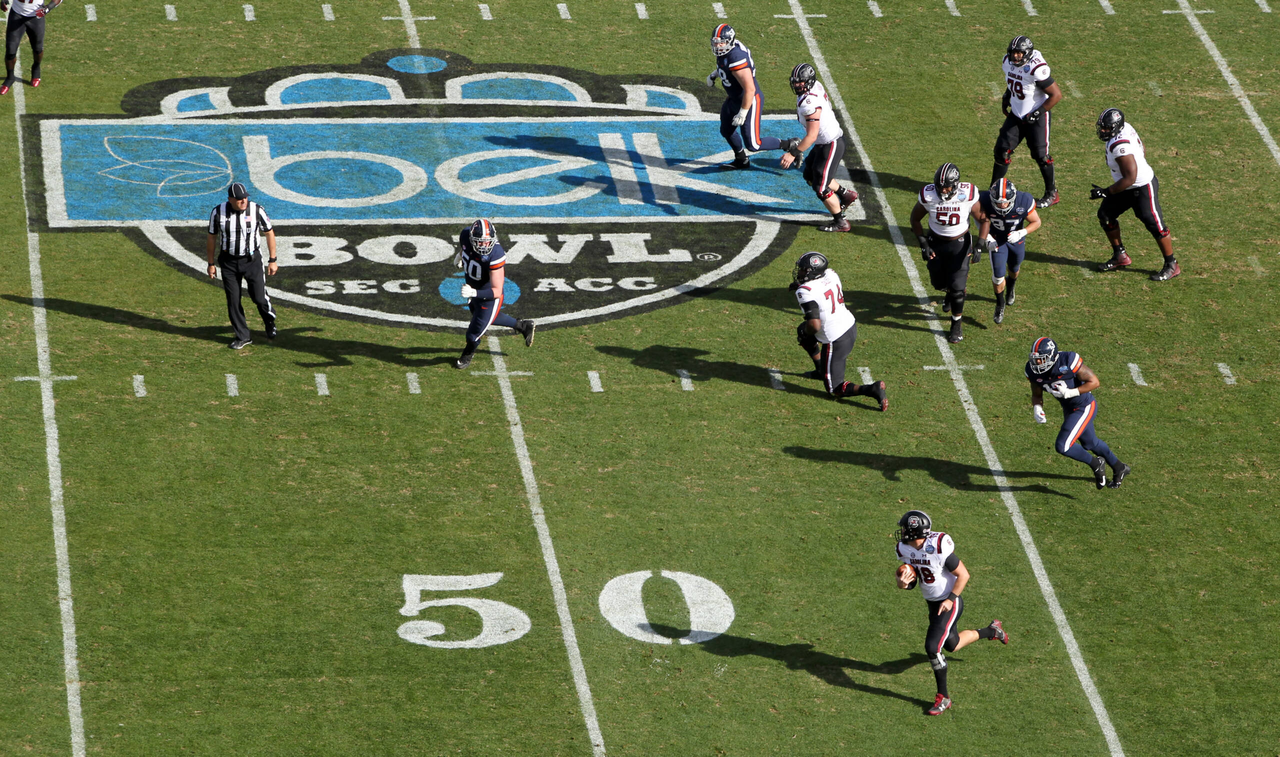 Jake Bentley (19) vs. Virginia (Dec. 29, 2018)