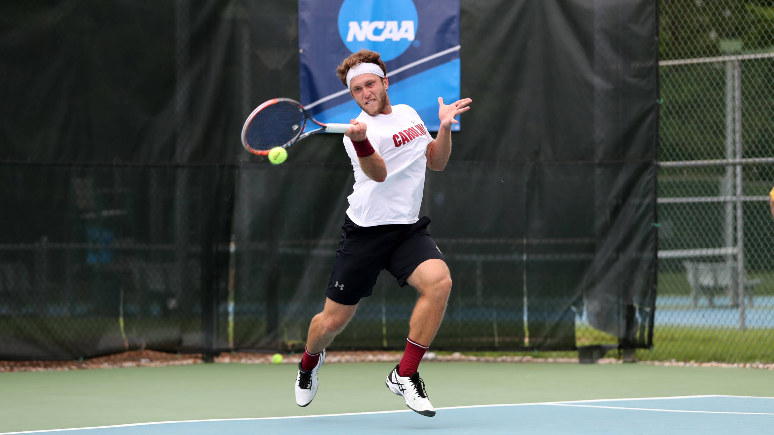 Friedrich Advances to Birmingham Quarterfinals