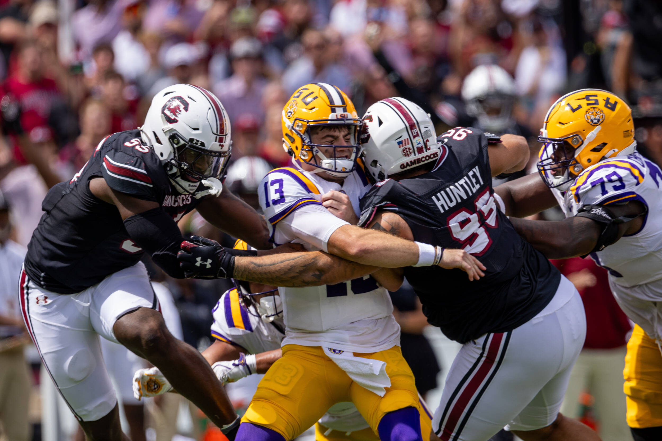 Football Falls to LSU on Saturday Afternoon