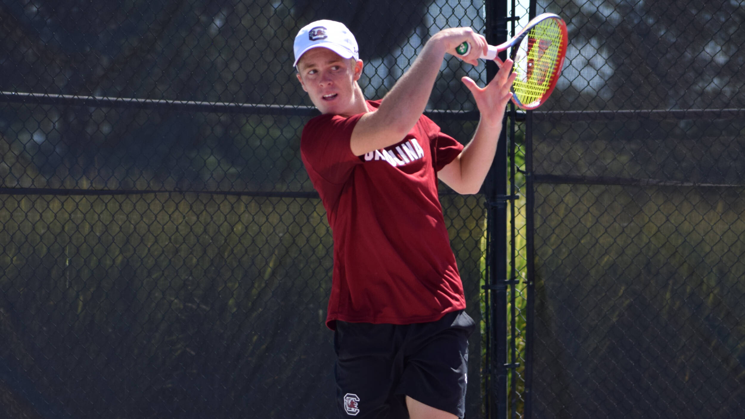 Men’s Tennis Ends Fall Play on a High Note