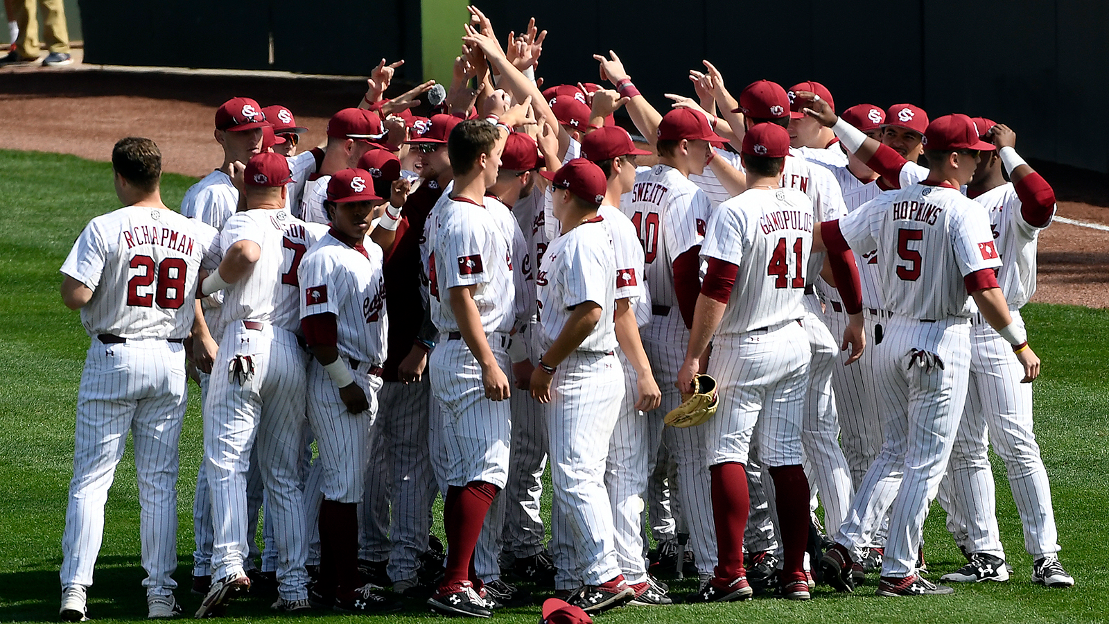 Baseball Hosts Auburn to Close out March