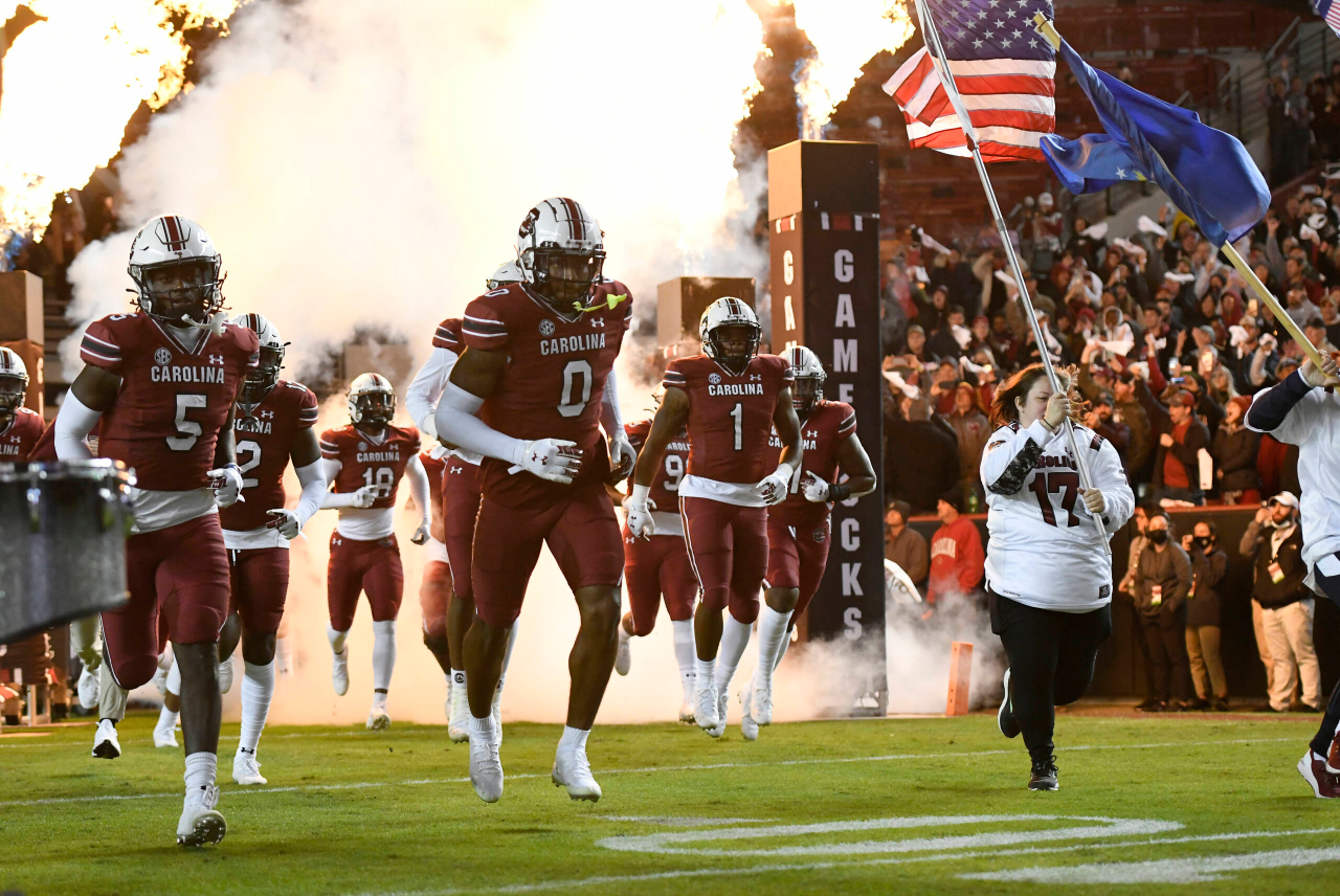 Football vs. Florida (Nov. 6, 2021)