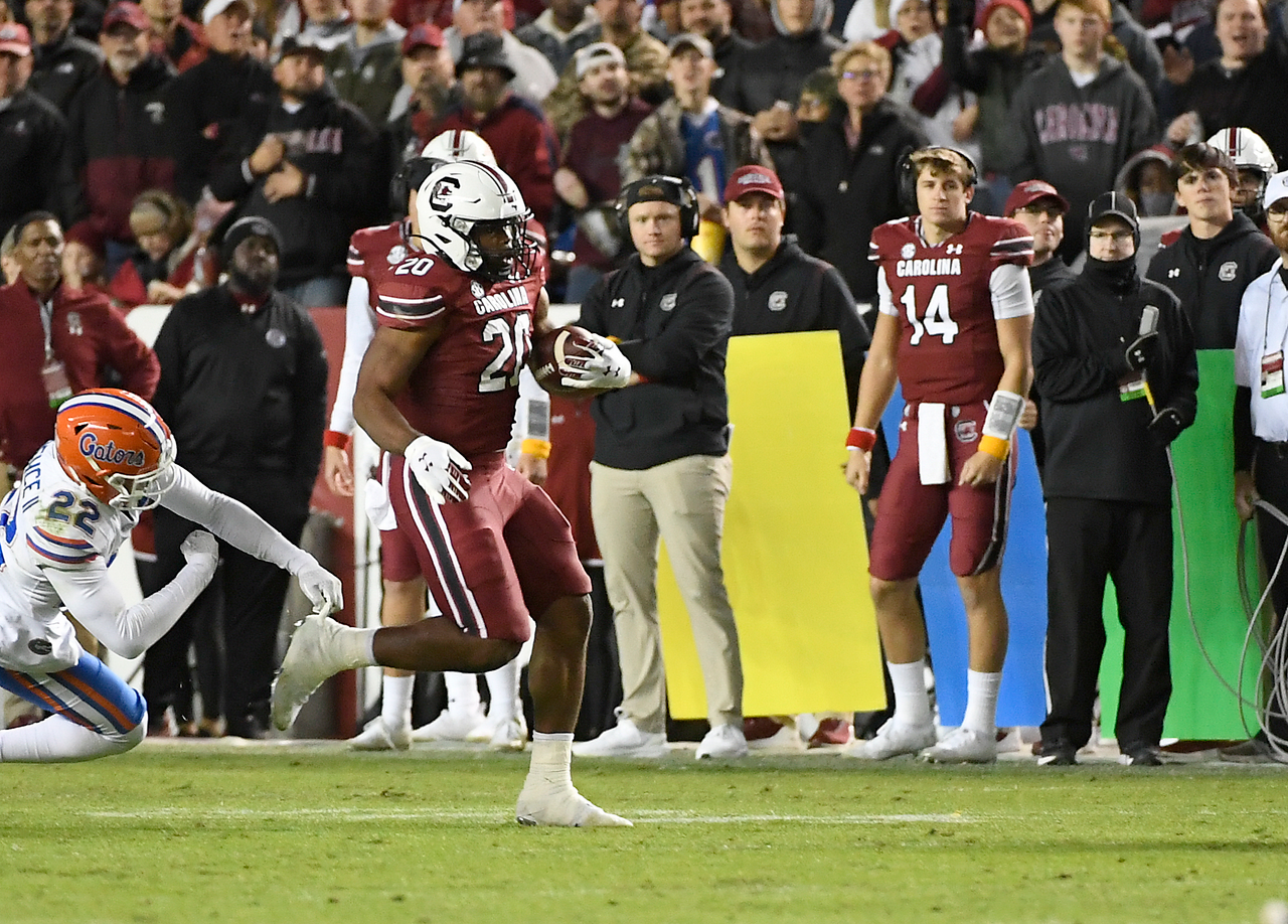 Football vs. Florida (Nov. 6, 2021)