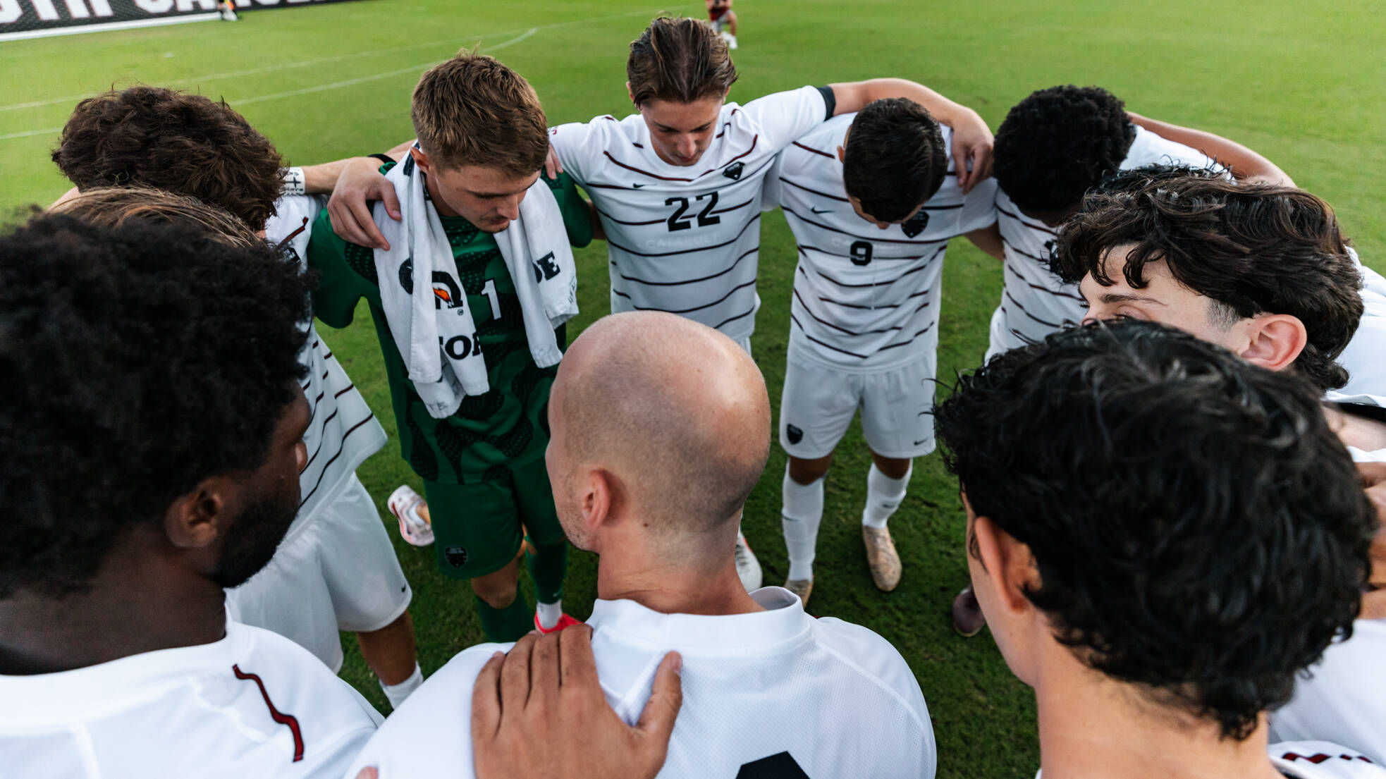No. 9 Men's Soccer Returns Home to Host Kentucky