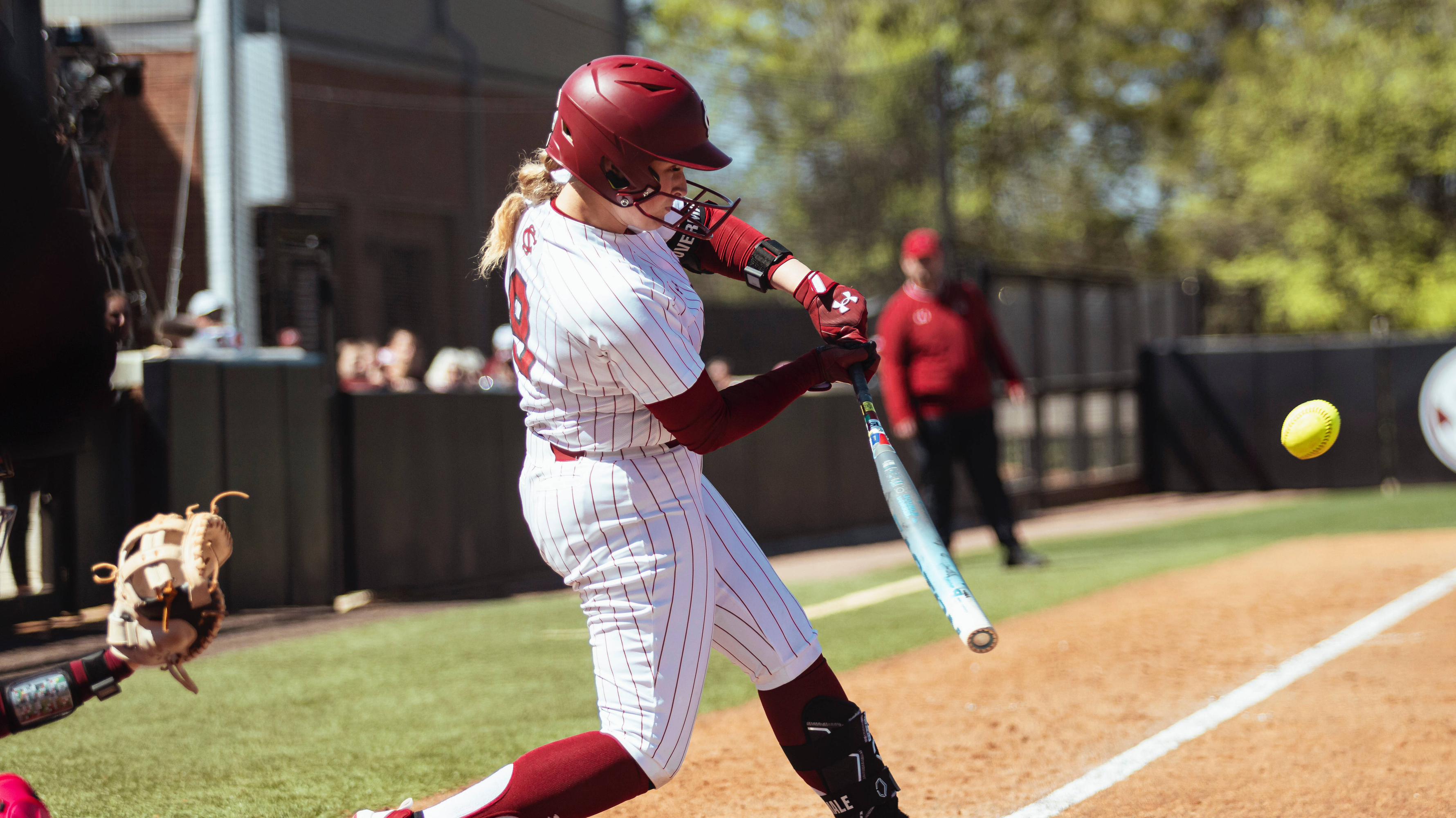 Hovermale’s Two-Run Single Leads No. 23 Gamecocks Over No. 12 Bulldogs