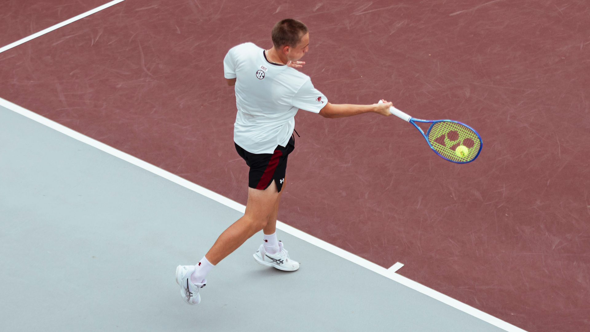 Men’s Tennis Narrowly Falls to No. 18 Texas A&M