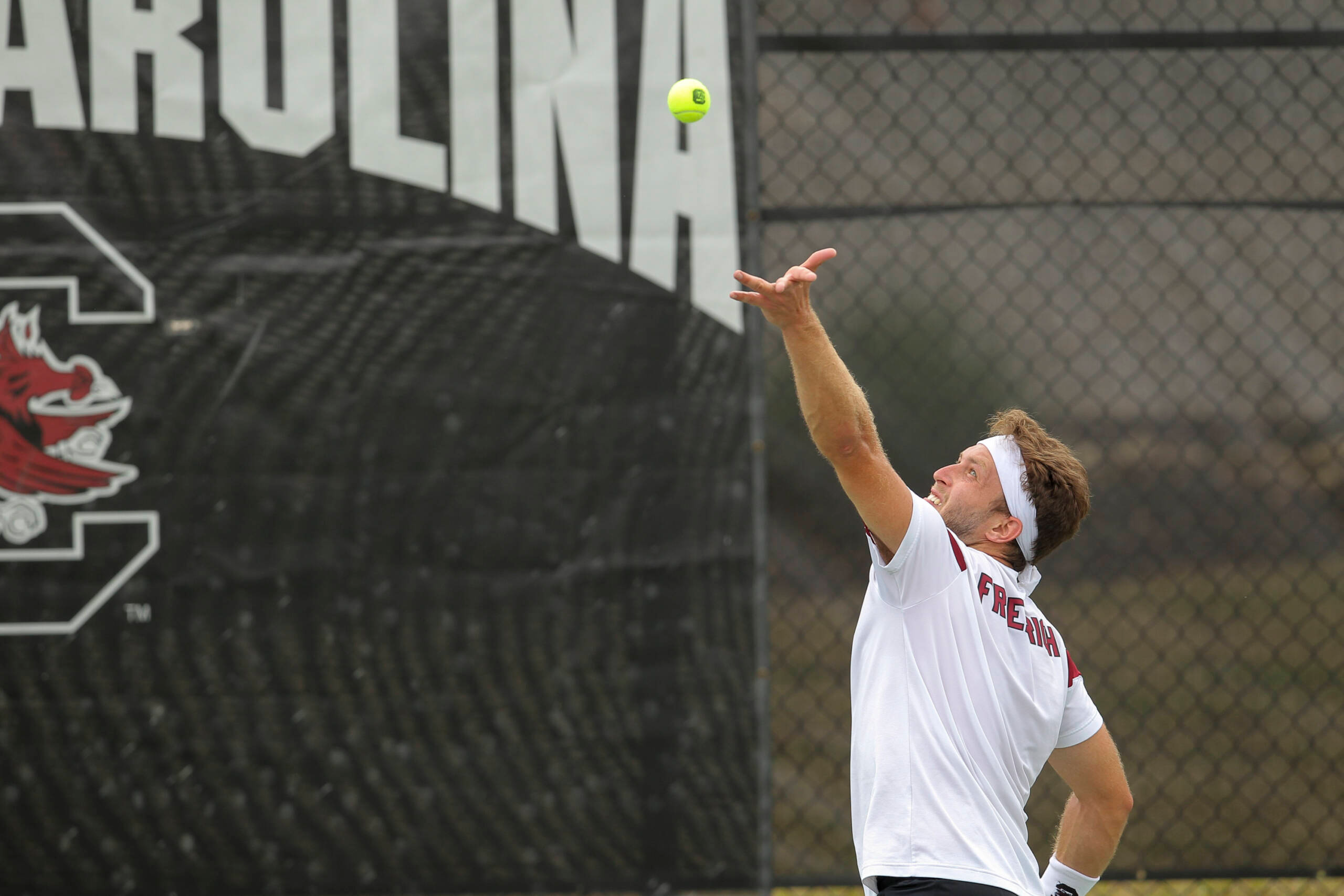 Gamecocks Take Third at Gator Ranked +1