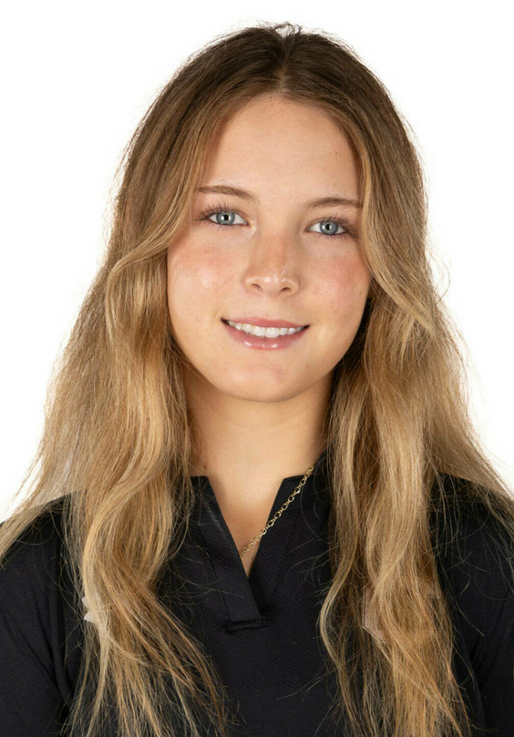 Maddie Godard - Equestrian - University of South Carolina Athletics