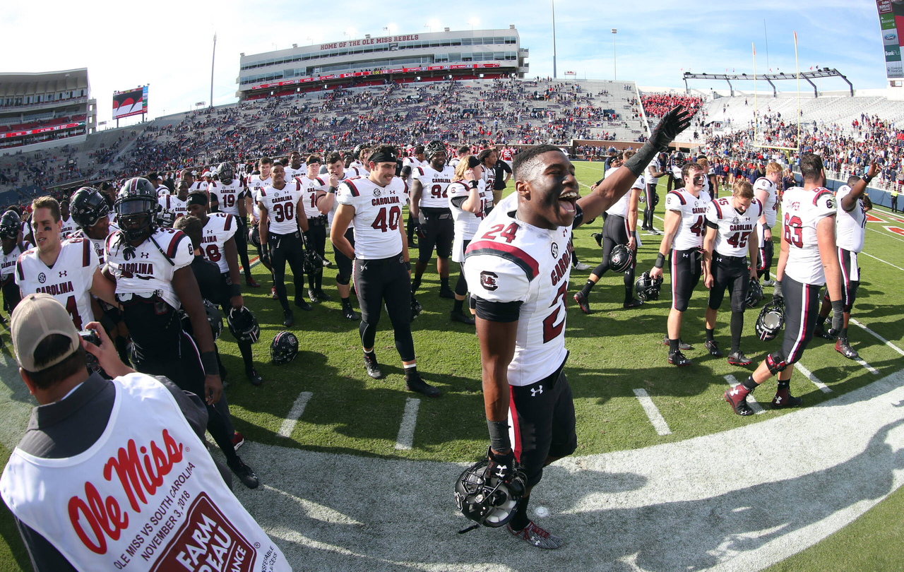 Israel Mukuamu celebrates the win vs. Ole Miss | Nov. 3, 2018