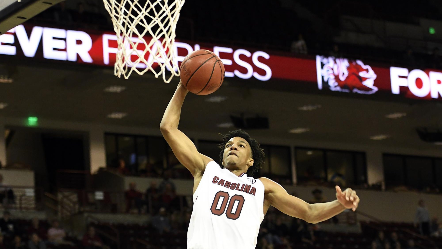 Lawson's 22 lift South Carolina to 97-46 win over Crusaders