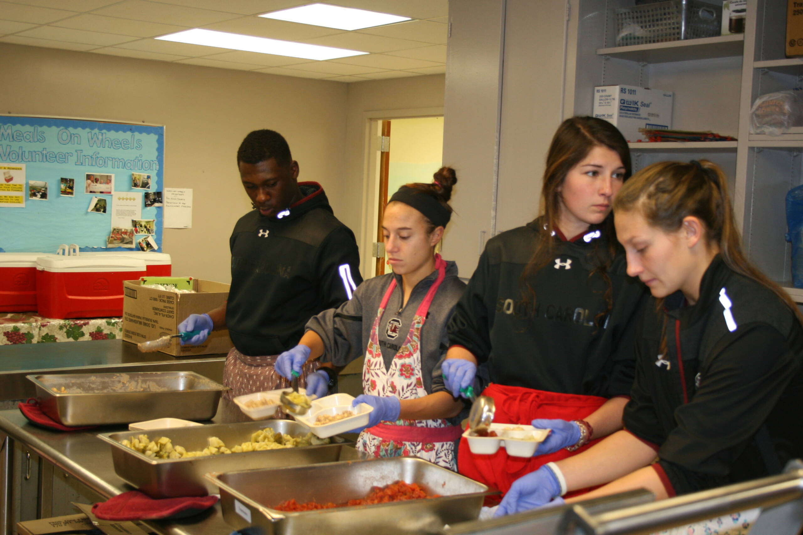 Student-Athletes Participate in Week of Giving