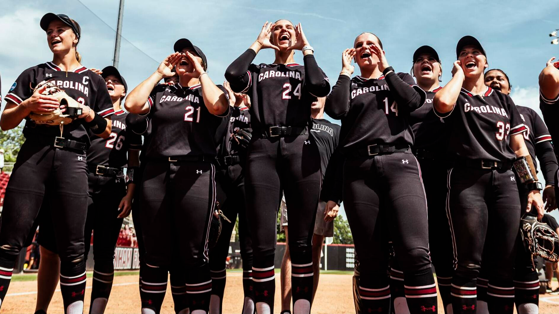 Gamecocks Host Bruins in Best-of-Three Softball Super Regional