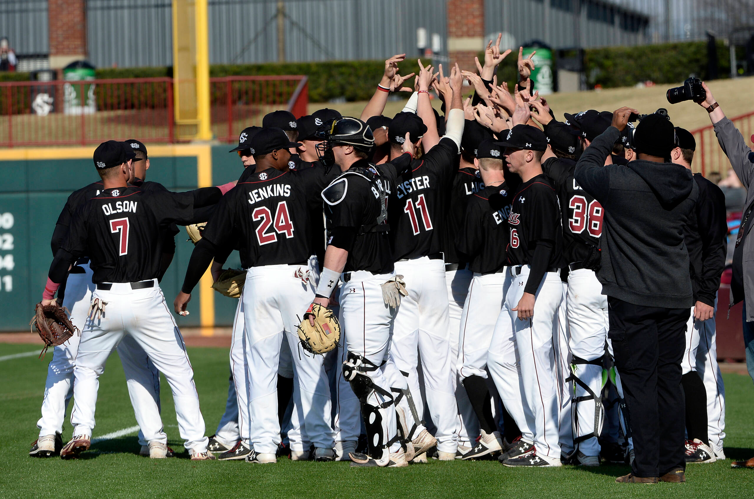 Baseball Hosts Valpo in Final Non-Conference Weekend Series