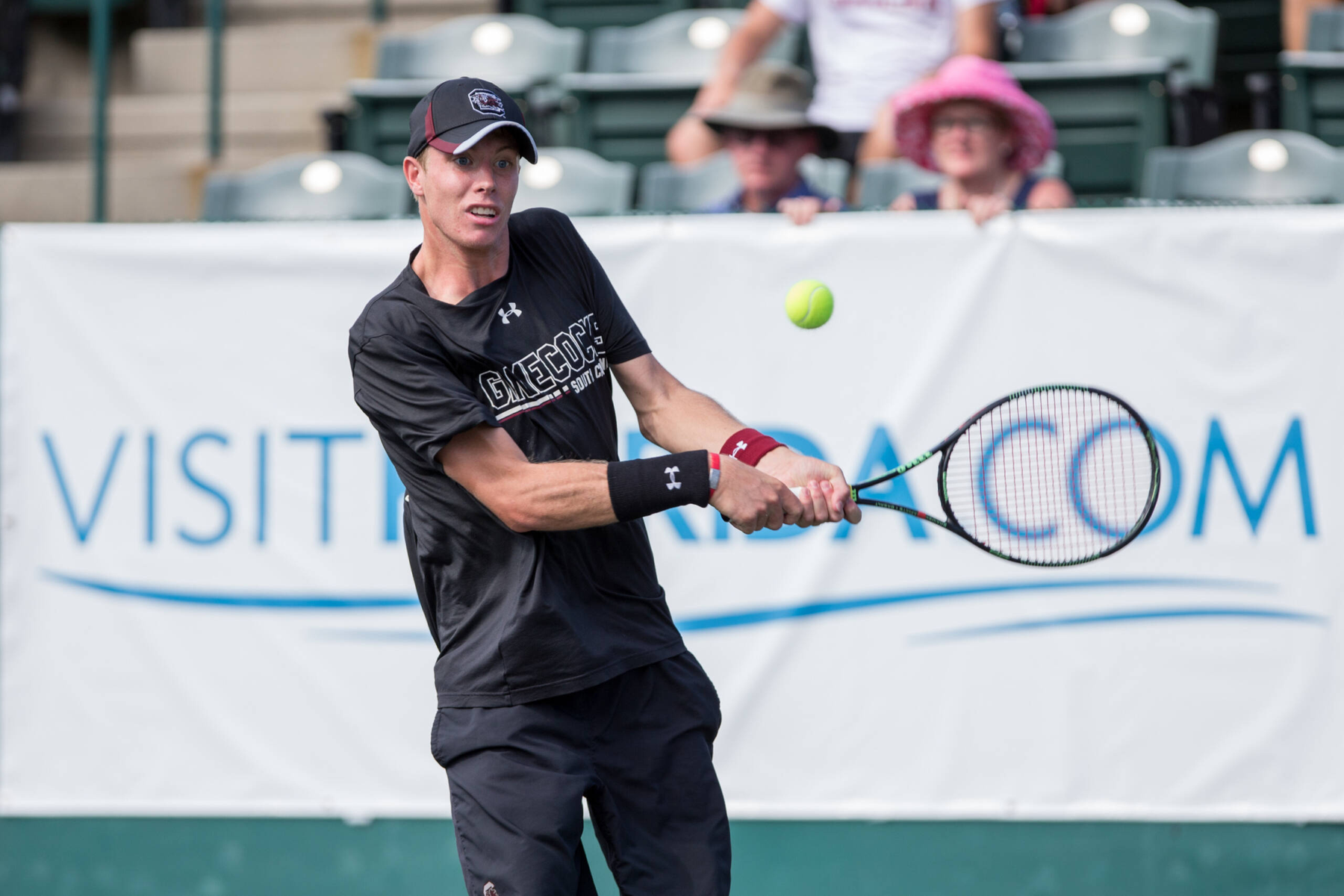 Carolina Closes First Day at SEC Coaches Classic, Bulldog Scramble