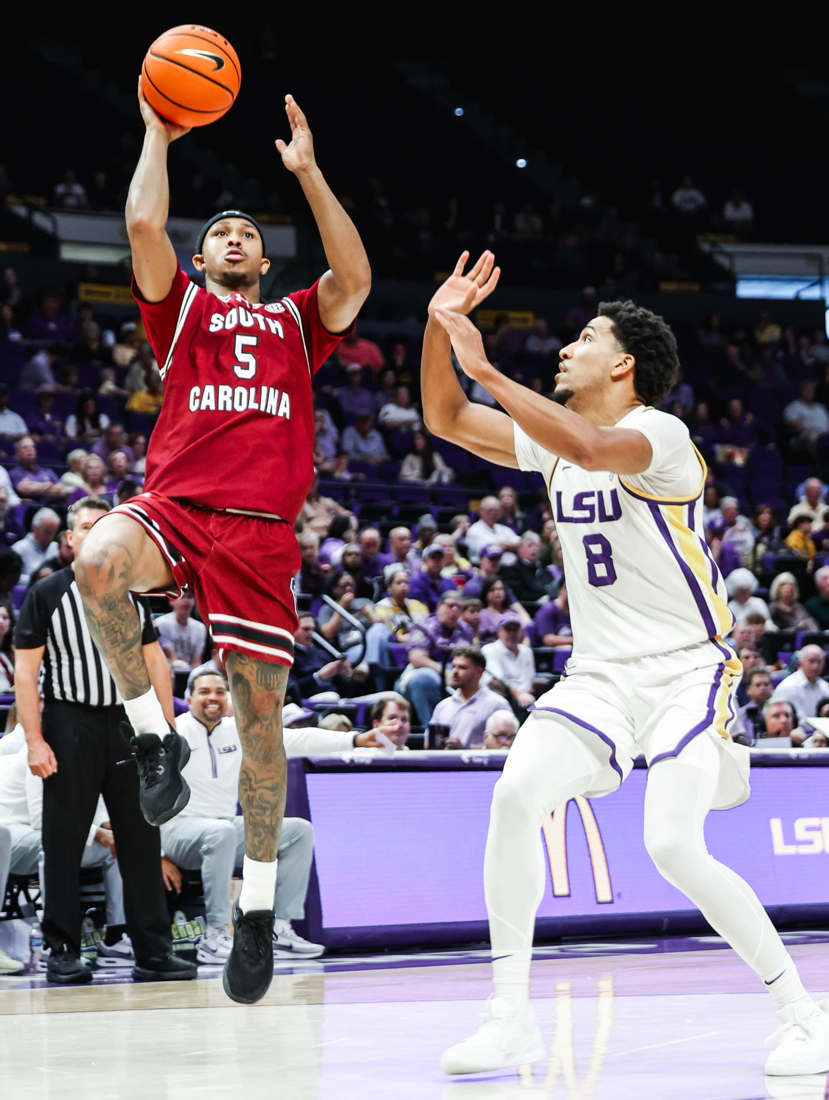 Strong Scores Career-High 30 as Gamecocks Beat LSU, 78-68