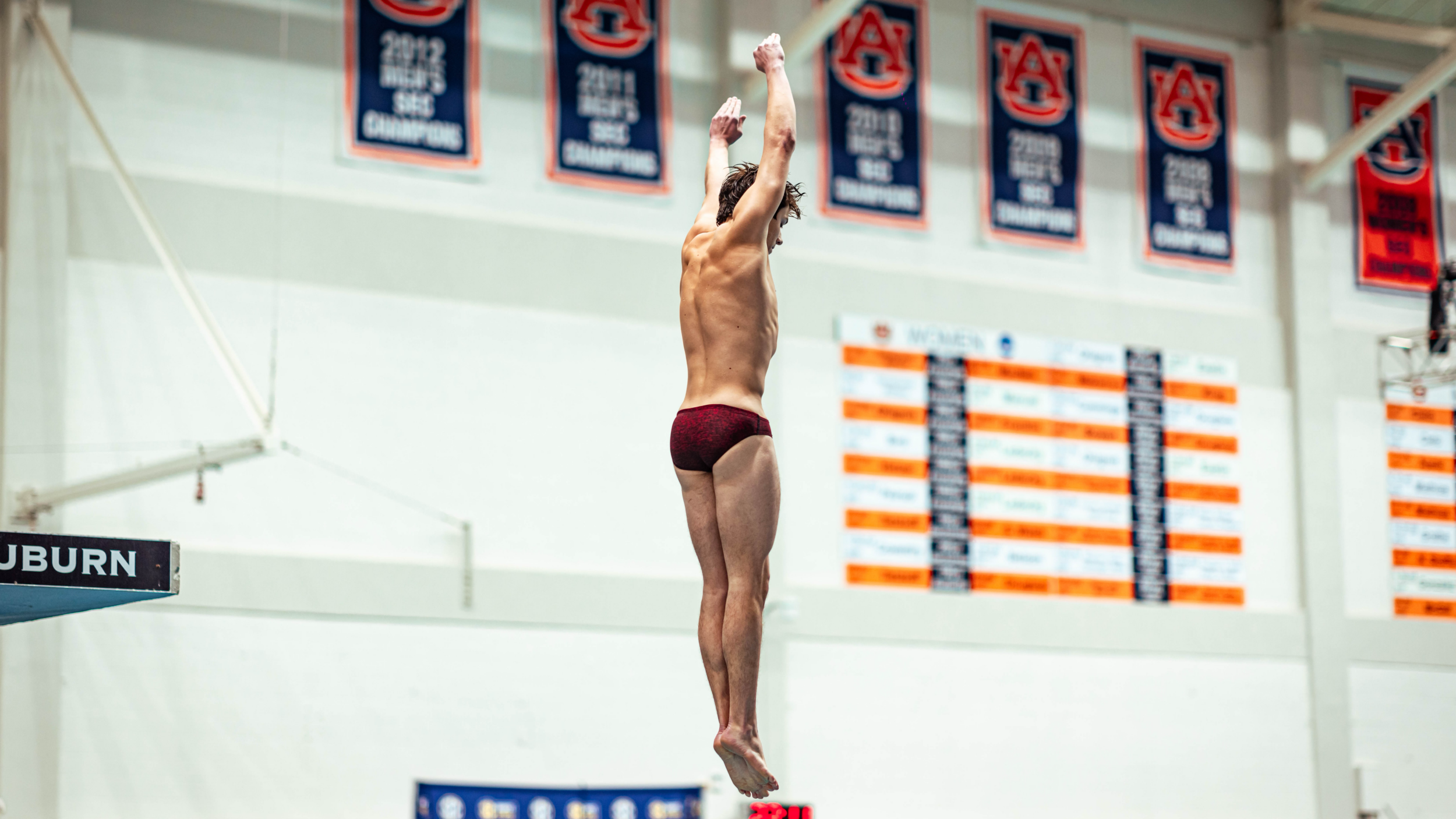 Divers Complete First Day of SEC Championships