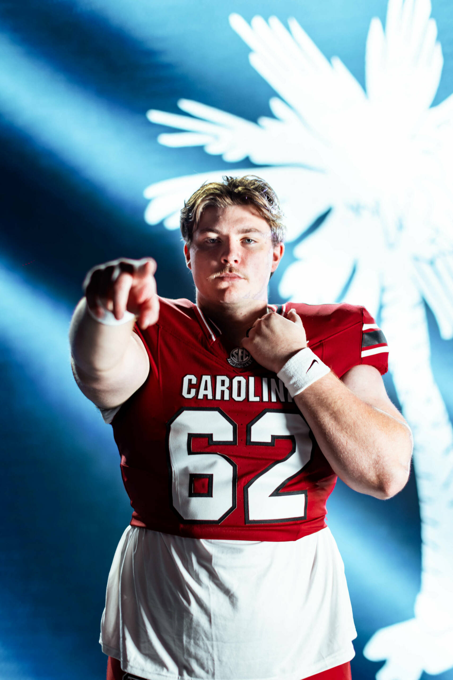 Hay Named to Earl Campbell Tyler Rose Award Watch List