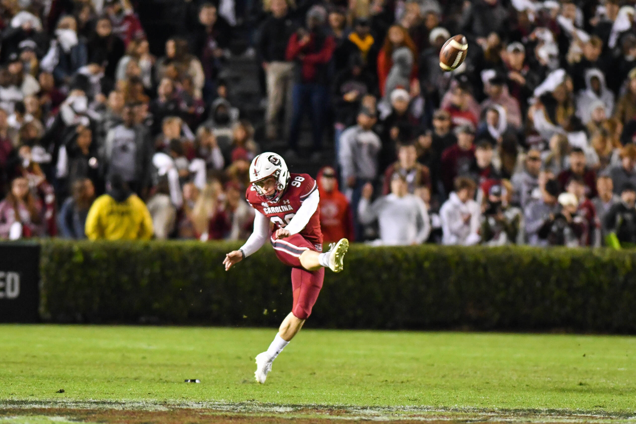 Football vs. Auburn (Nov. 20, 2021)