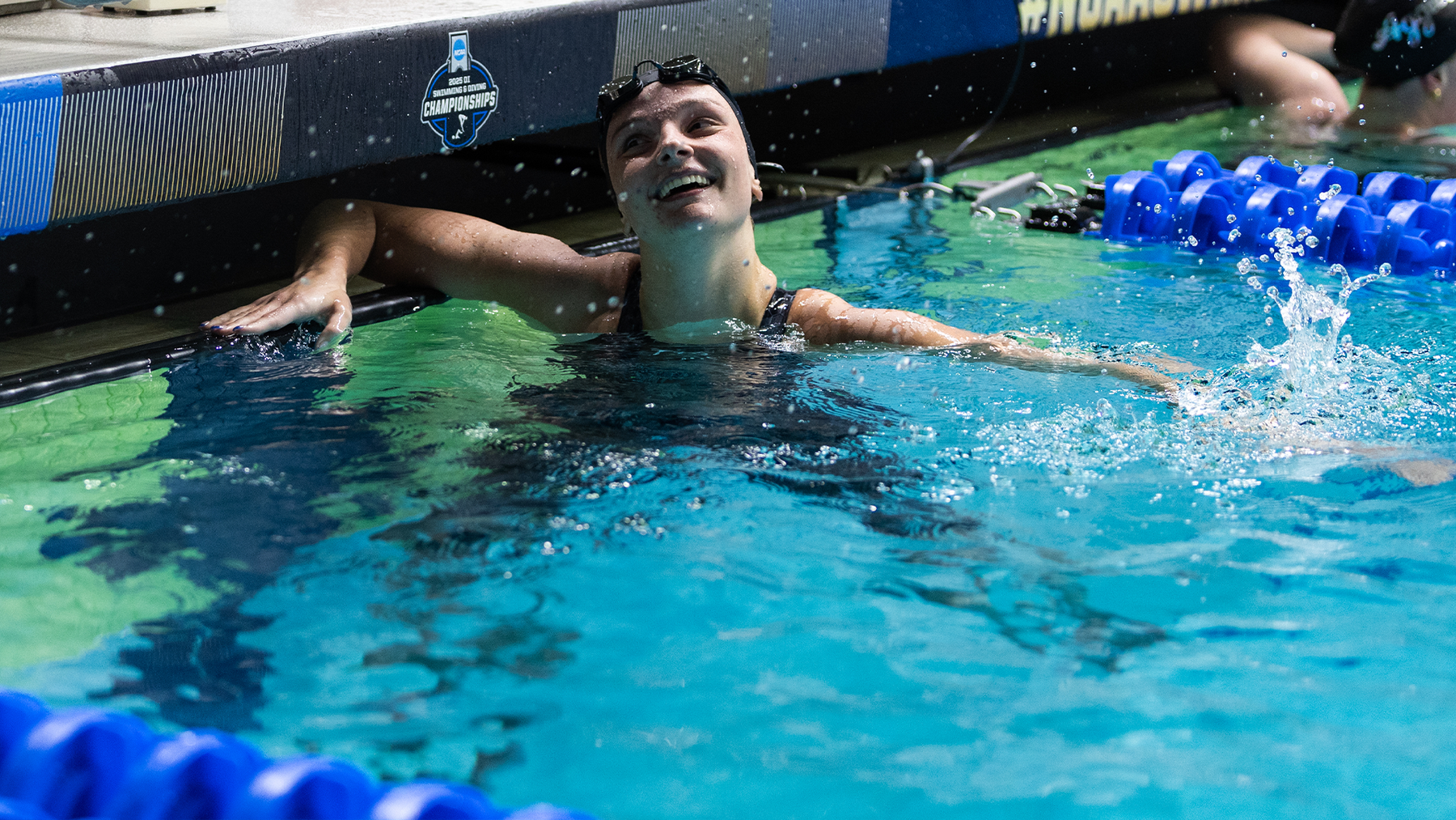 Gamecocks Set 800 Free Relay School Record on First Night of NCAAs
