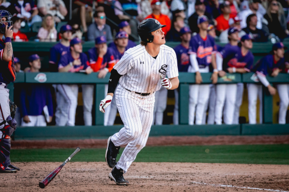 Late Rally Lifts Baseball Past Clemson, 11-9