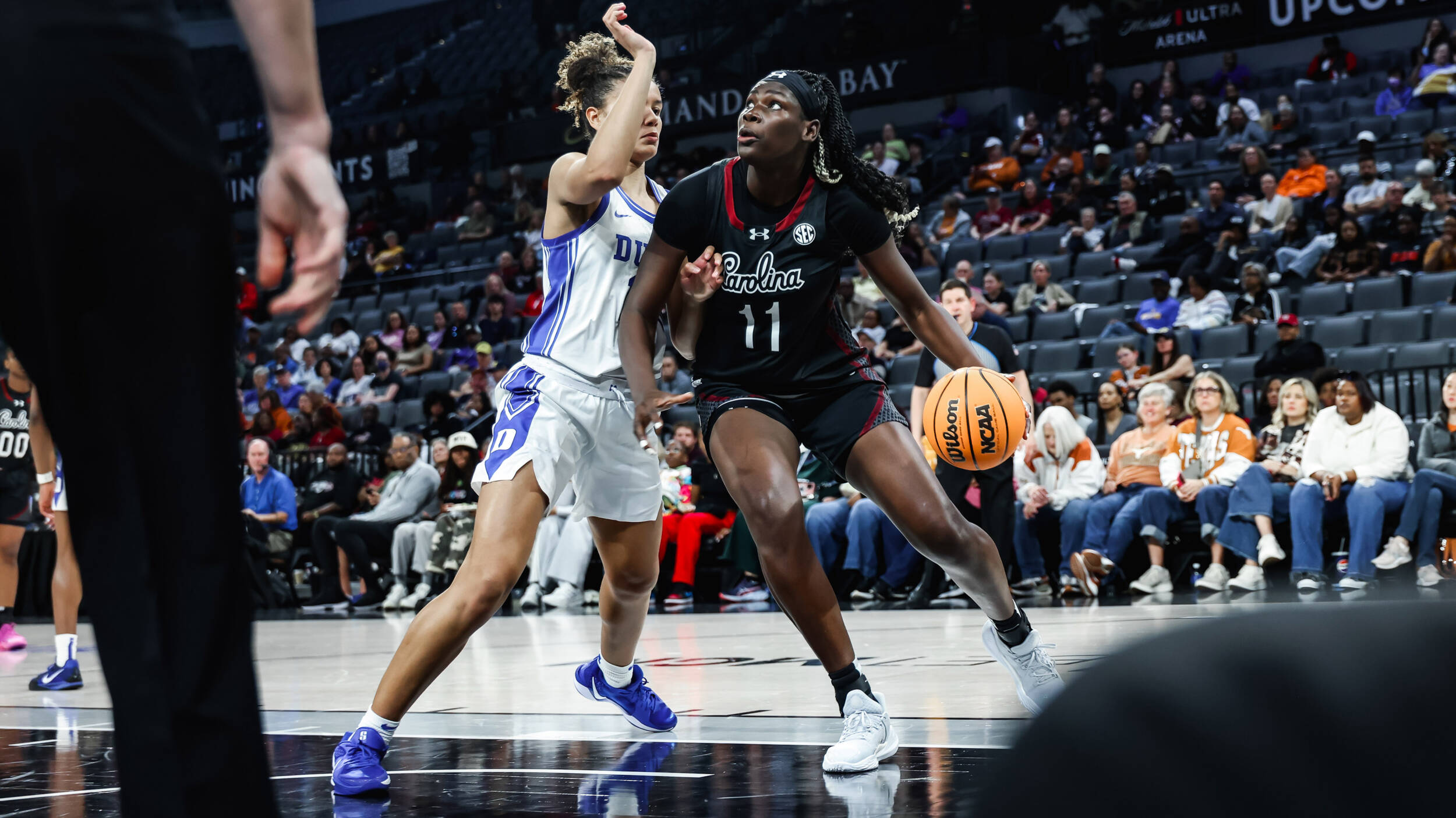 Women's Hoops Hits the Road to Florida