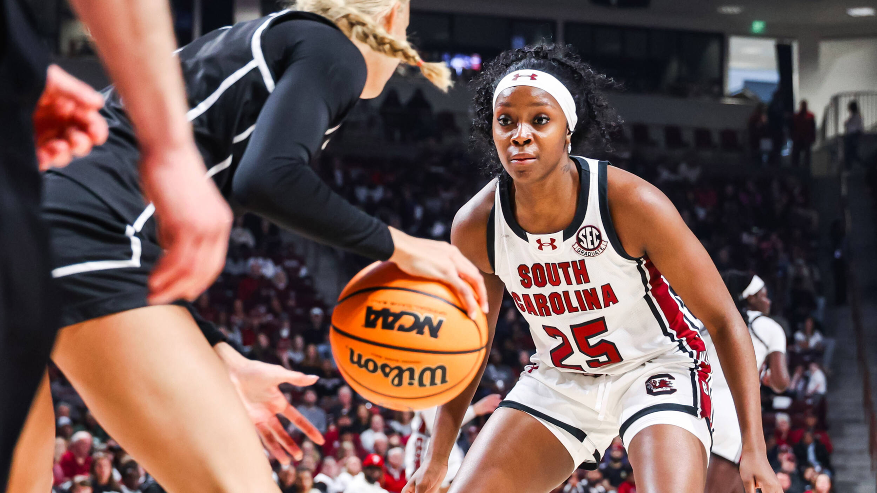 Gamecocks Take No. 3 Ranking to Arkansas Thursday