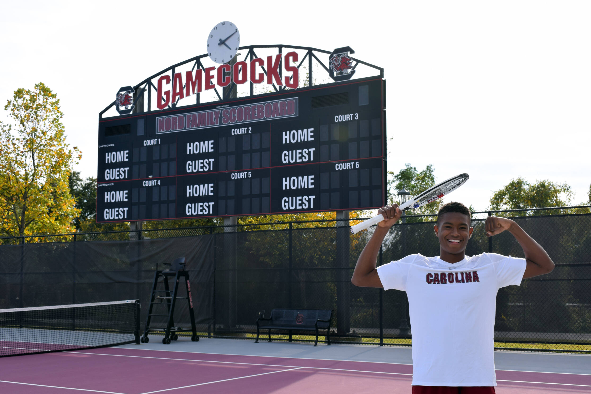 Blue Chip Jelani Sarr Signs With Men’s Tennis