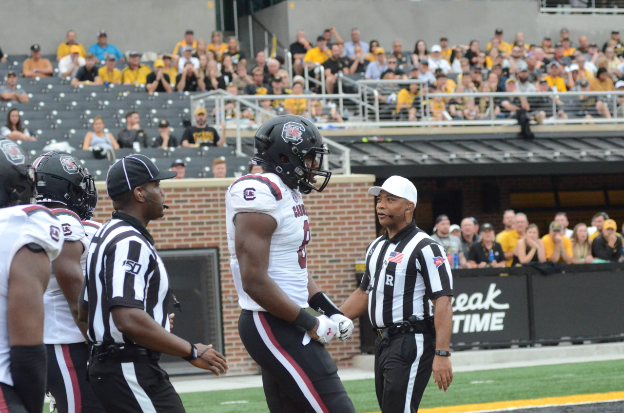 DJ Wonnum (8) at Missouri (Sept. 21, 2019)