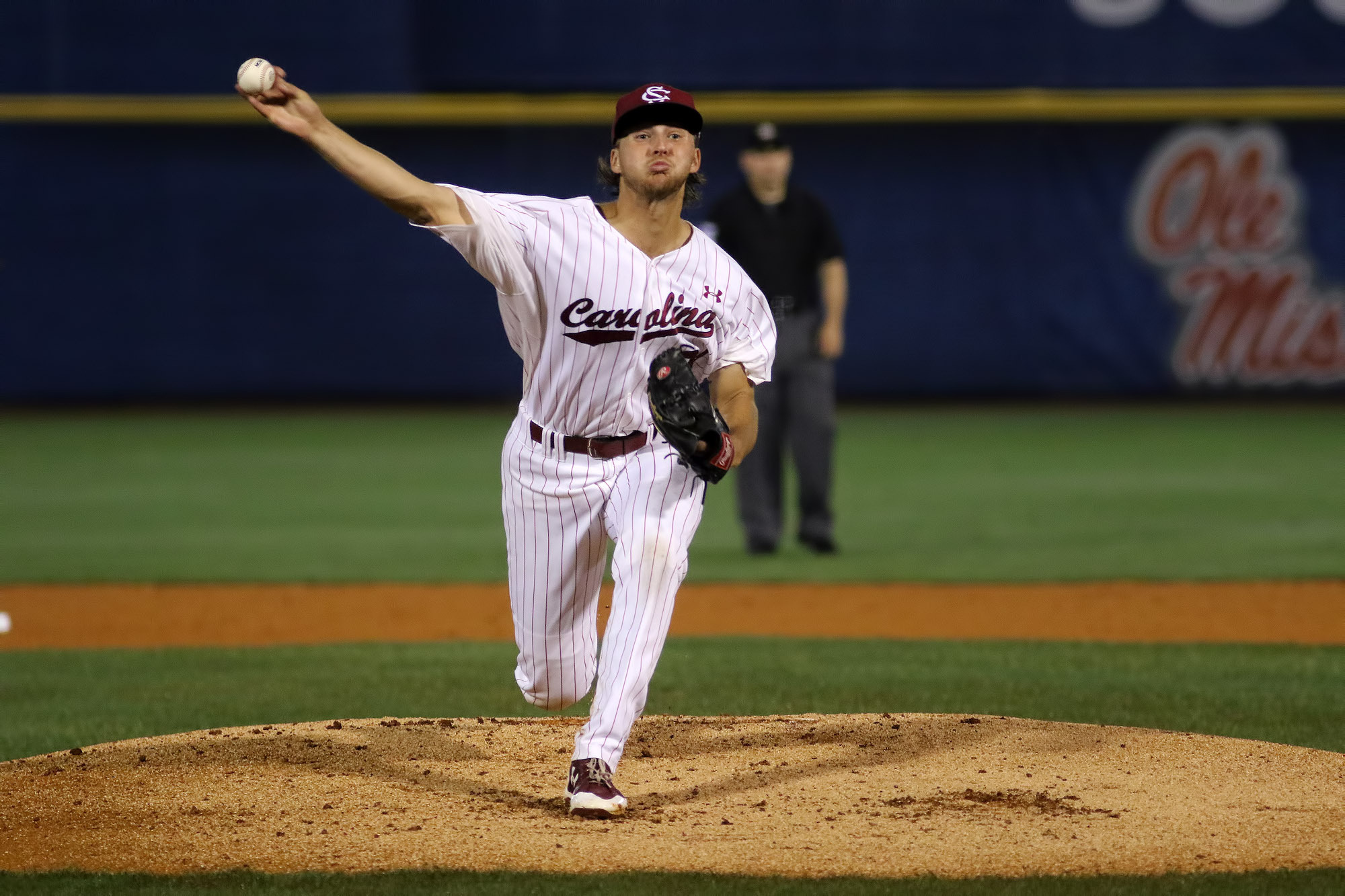 Baseball Moves on in SEC Tournament with 4-2 win over Missouri