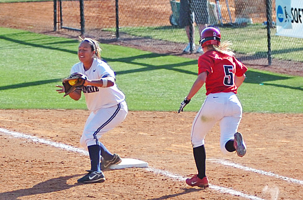 N.C. State 1, Penn State 0 (NCAA Softball Regional, 5/19/07)